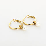 By Have a Pico - Oorbellen zoetwaterparel - Goud