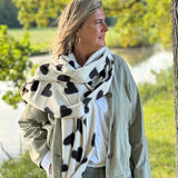 By Have a Pico - Sjaal met hartjes - Naturel - Zwart